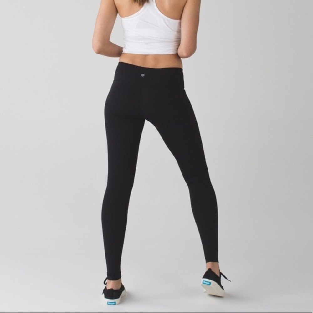 Low rise Lululemon Leggings - Picture 2 of 7